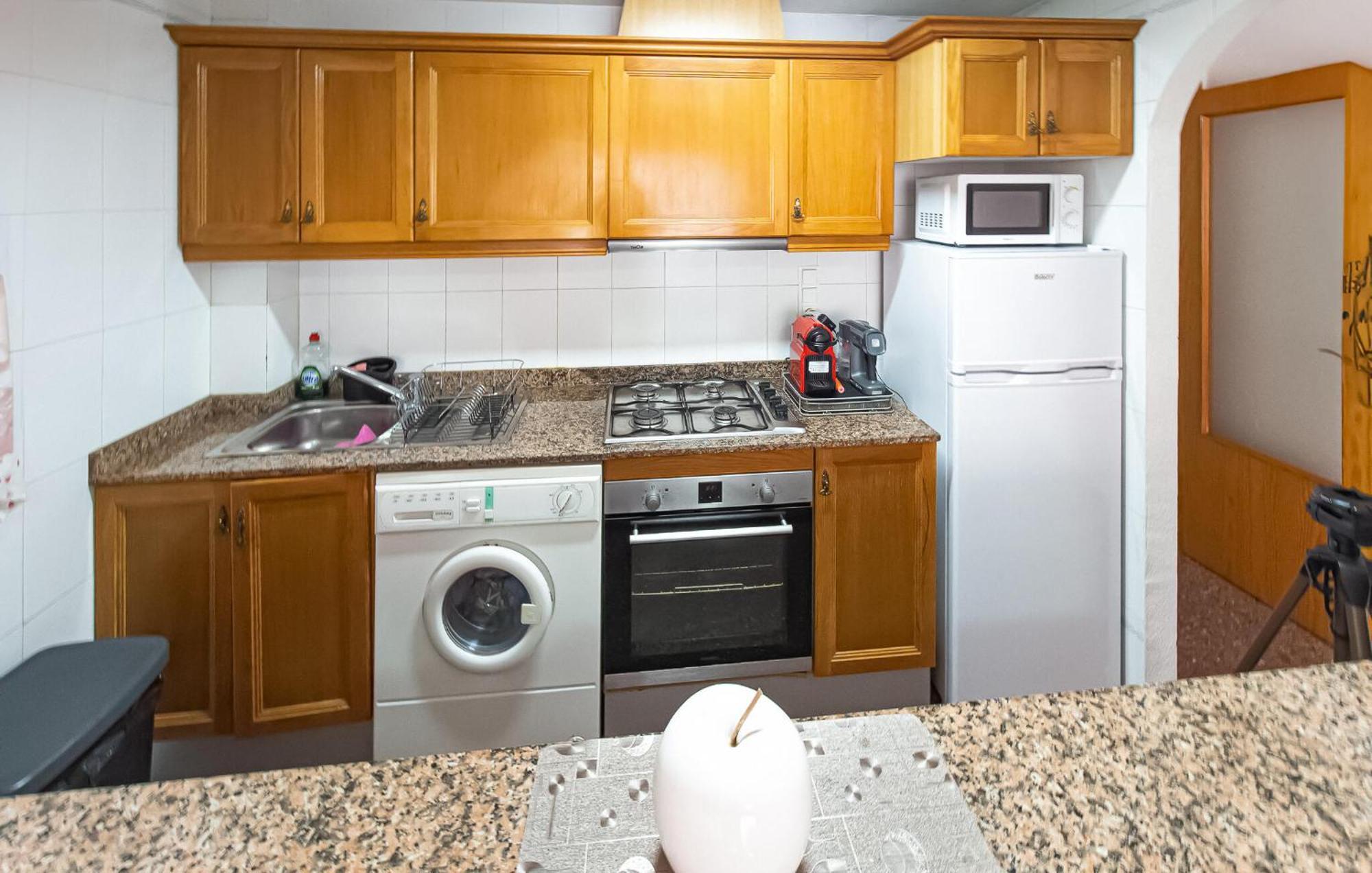 2 Bedroom In Apartment *